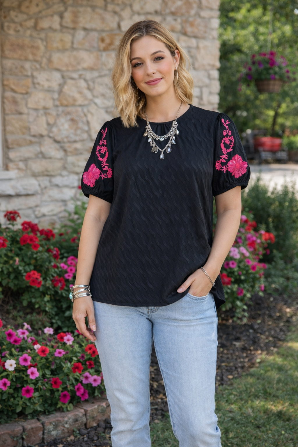 Petal Pop Top in Curvy