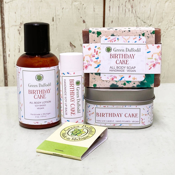 Birthday Cake Boxed Gift Set - Vanilla Cake Happy Birthday!