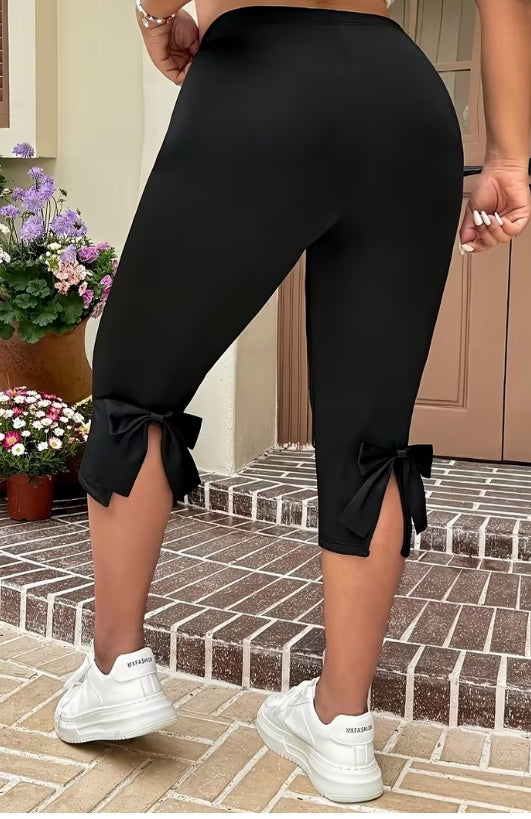 Dainty Bow Capris
