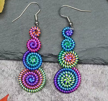 Twisty Pop Earrings