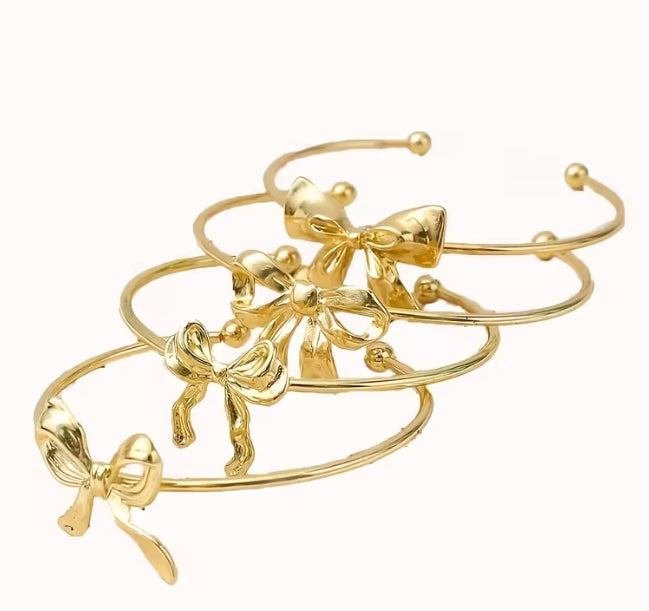 Live For Today Bow Bracelet Set