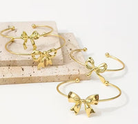 Live For Today Bow Bracelet Set