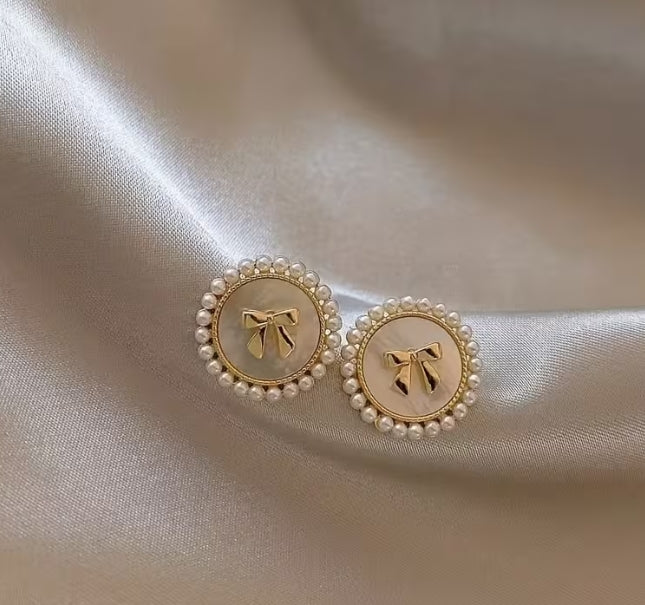 Going Out Bow/Pearl Earrings