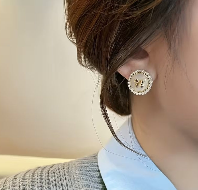 Going Out Bow/Pearl Earrings