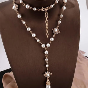 Ariana Necklace