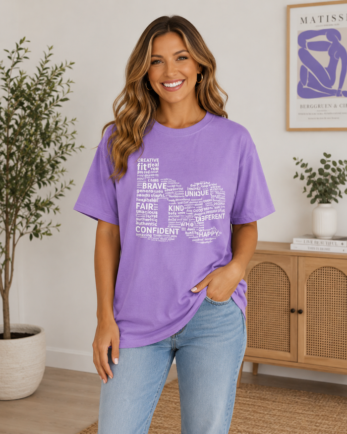 "be" Tee