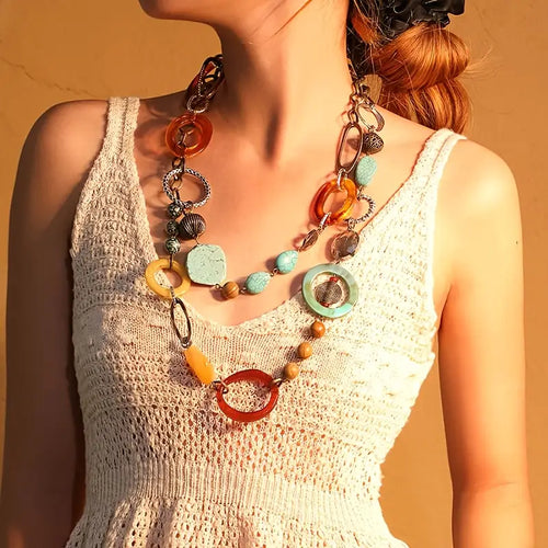 Be Seen Vintage Necklace