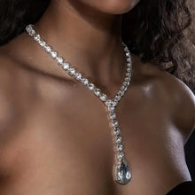 Dazzle Me Necklace