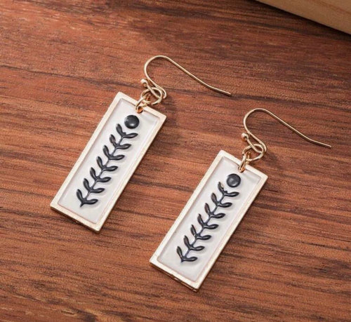Selia Earrings