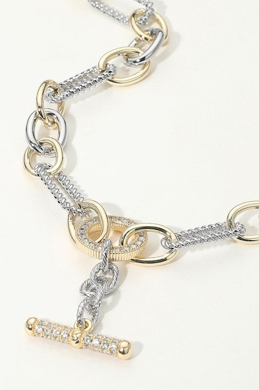 Echo Toggle Necklace