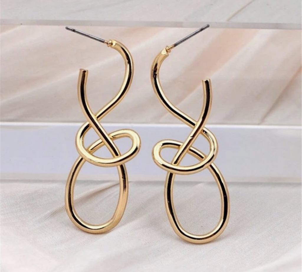 Breah Earrings