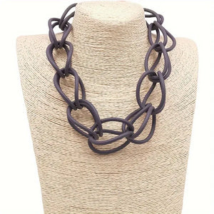Front and Center Necklace