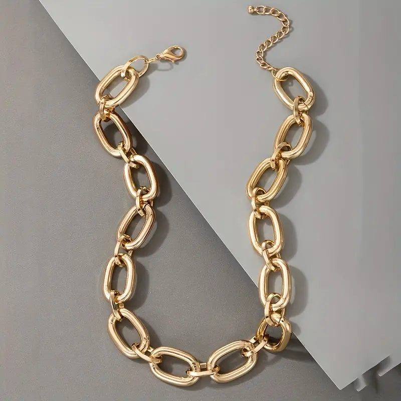 Heba Chunky Oval Chain Necklace