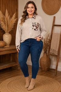 Logan Stripe Leopard Top in Curvy