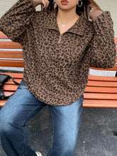 Out In The Wild Sweatshirt Curvy