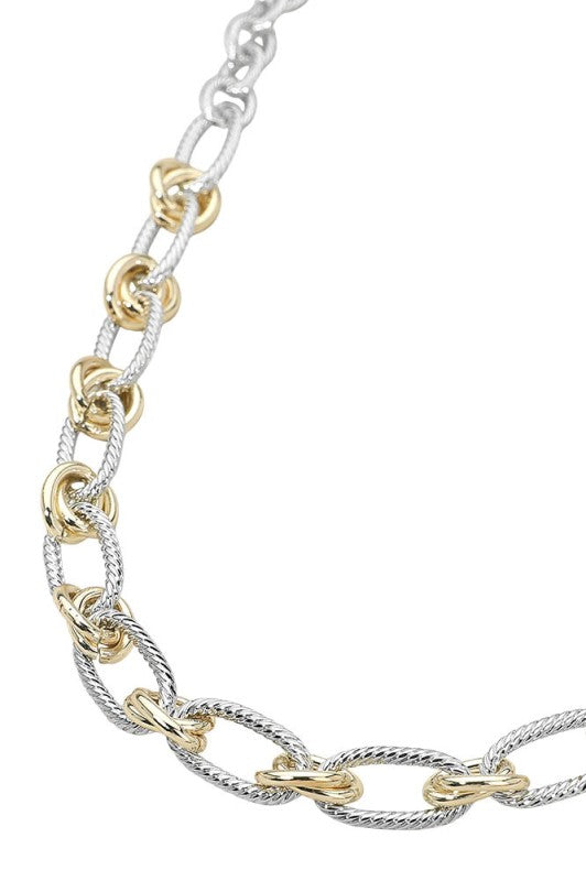 Peonie Necklace