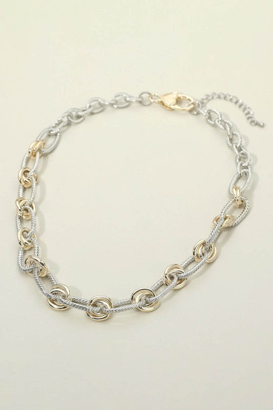 Peonie Necklace