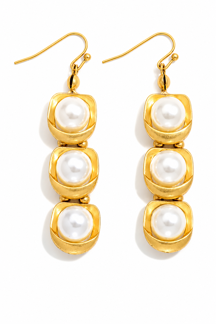 Pretty Pearl Drop Earrings