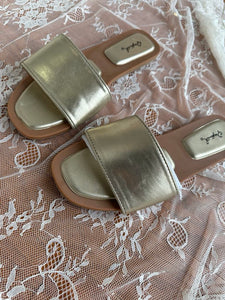 Take A Look Around Sandals