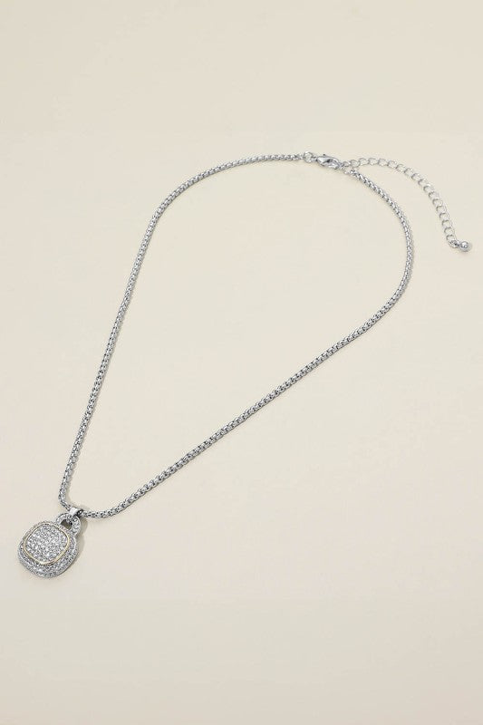 Quiana Pendant Necklace