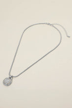 Quiana Pendant Necklace