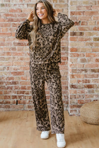 Quincy Leopard Raw Seam Pant Set