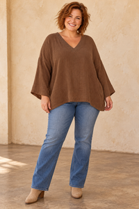 Rosie V-Neck Top in Curvy