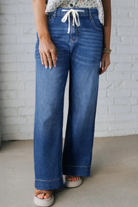 Small Town Denim Pants in Curvy