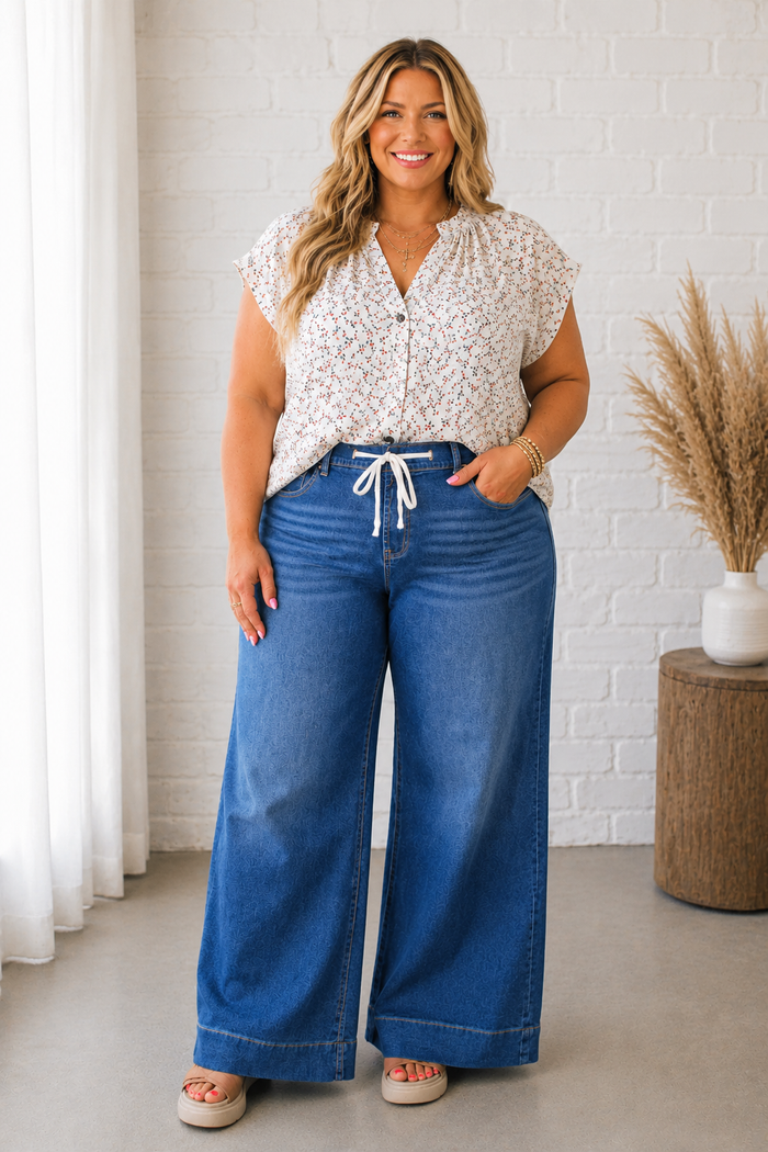 Small Town Denim Pants in Curvy